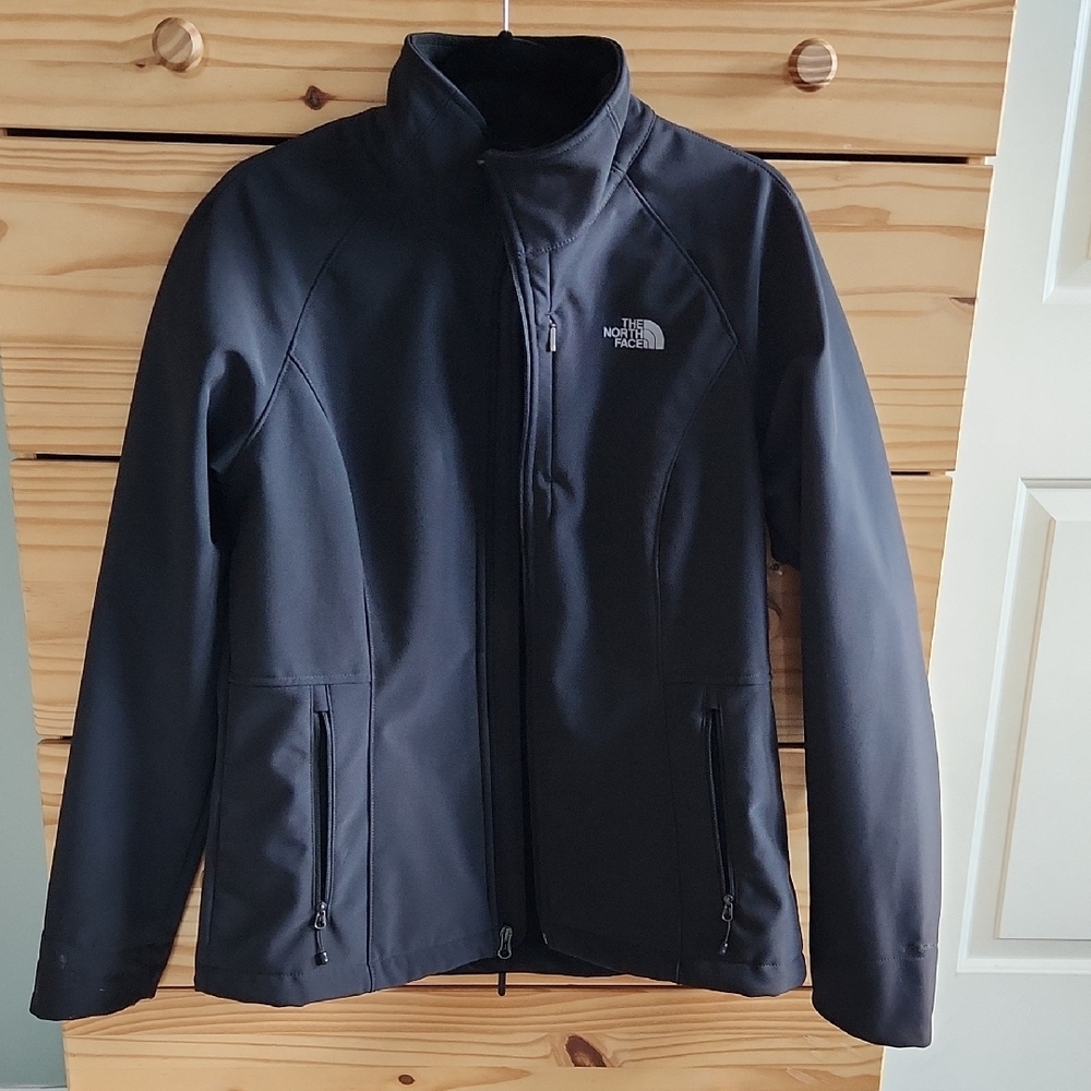 The North Fack Black Performance Jacket